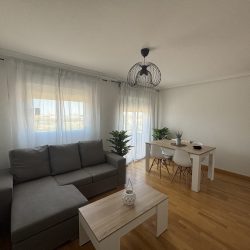 Piso C HERMANOS CALDERÓN 43 (14)